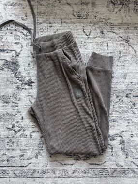 Alo Muse Ribbed Jogger